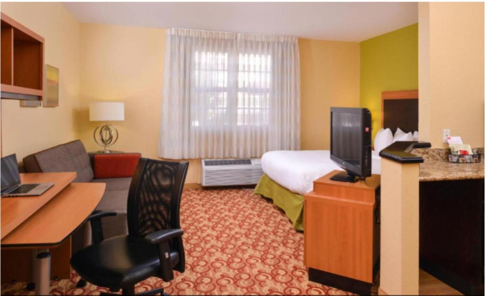 Candlewood Suites Miami - Doral By Ihg Tamiami Dış mekan fotoğraf